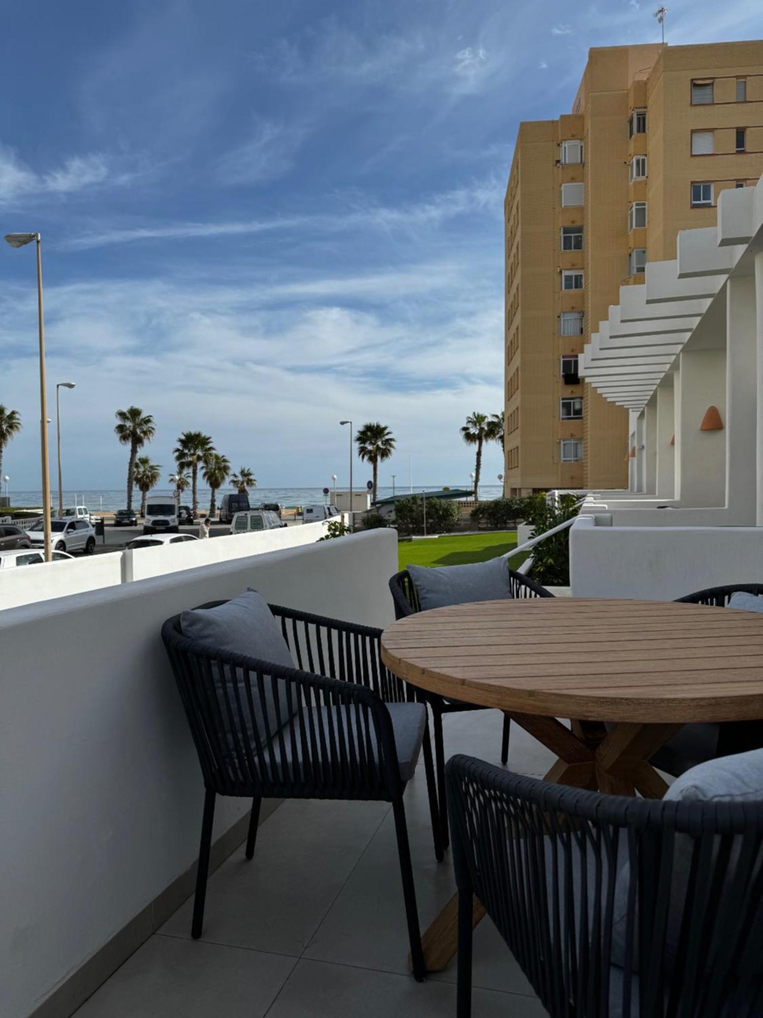 Reyes Catolicos Premium Beach, Playa Urbanova, Alicante Extérieur photo